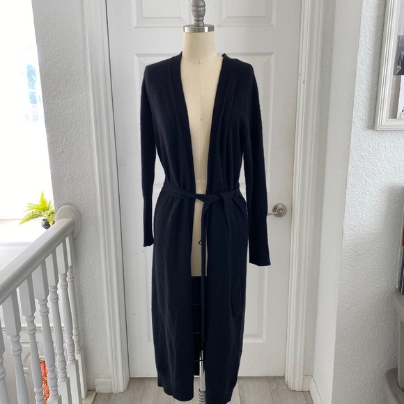 NWT Antonio Melani Luxury Collection Black Cashmere Long Sleeve Cardigan - Picture 2 of 4